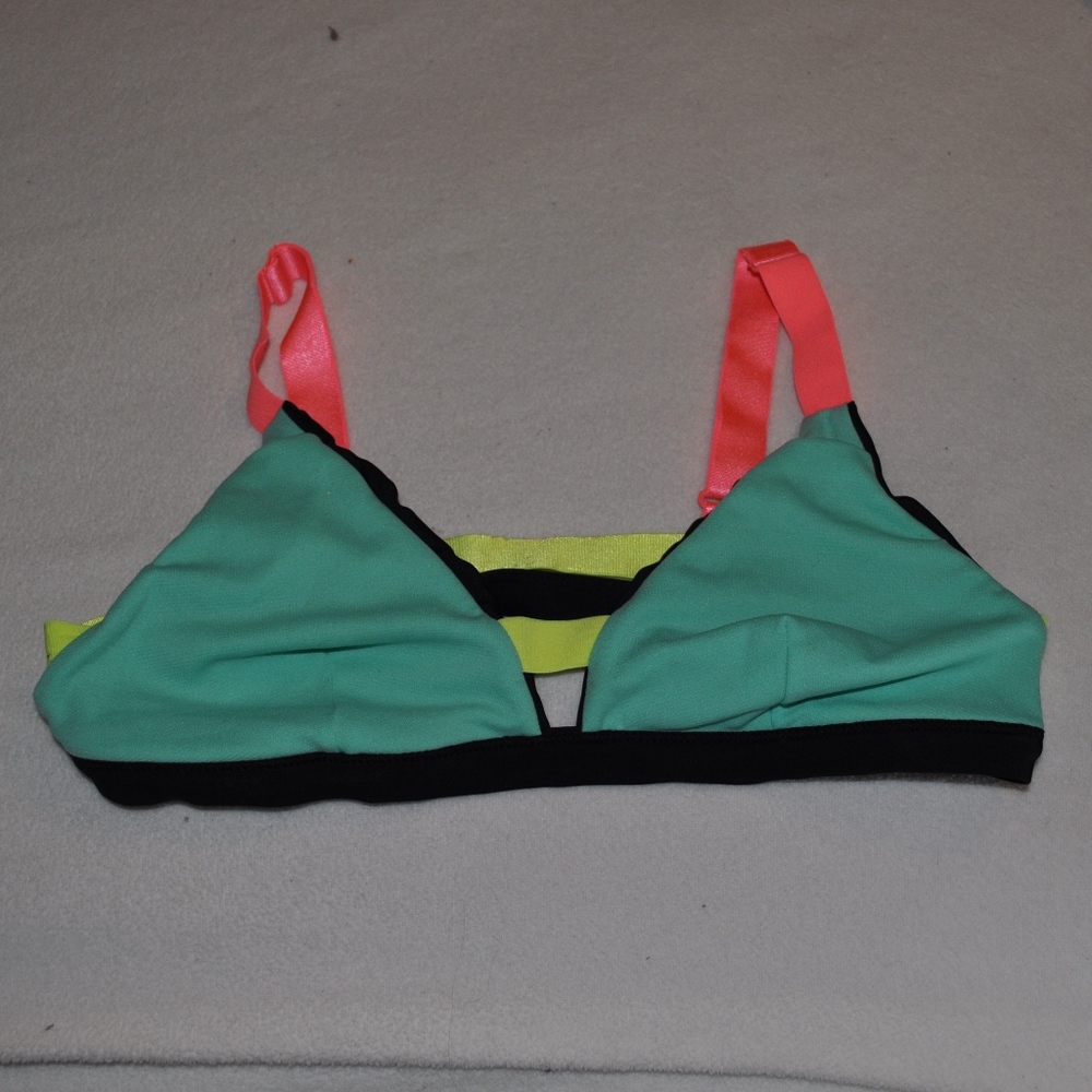 BIKIN TOP: REVERSABLE